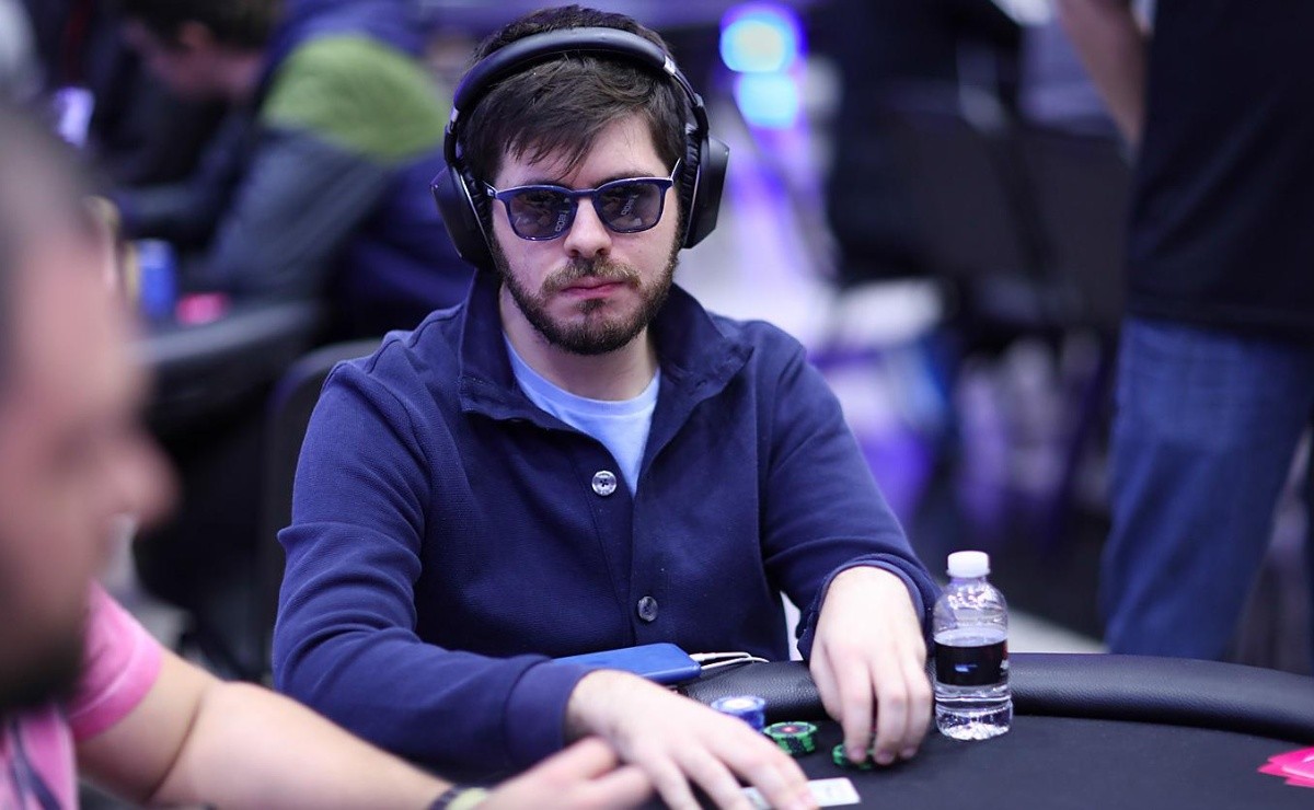 Vitórias Marcantes de Jogadores Brasileiros de Poker: Histórias de Sucesso