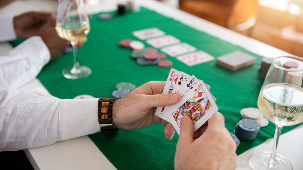 Jogadores de Poker em Ascensão: Quem São os Novos Talentos no Circuito Mundial