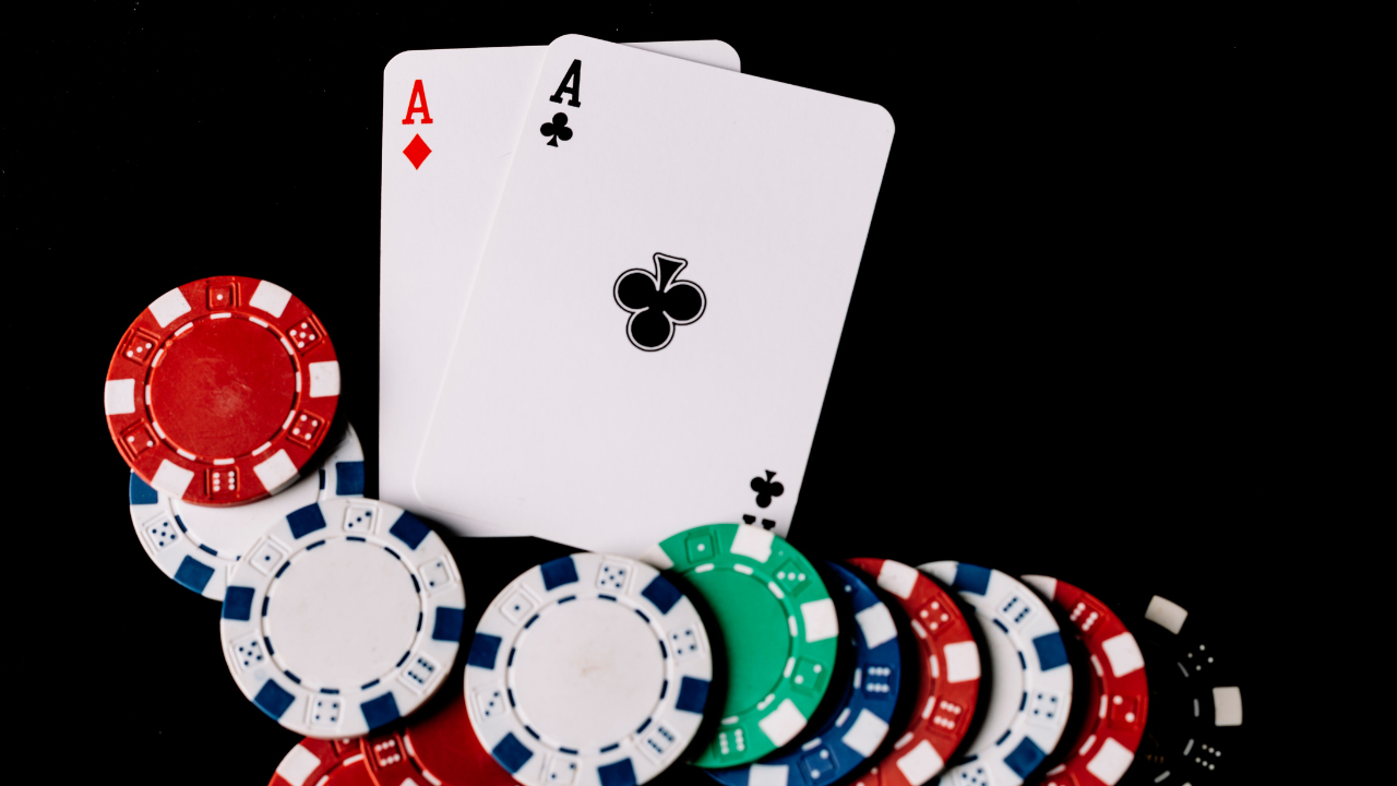 As Melhores Plataformas para Jogar Omaha Poker Online