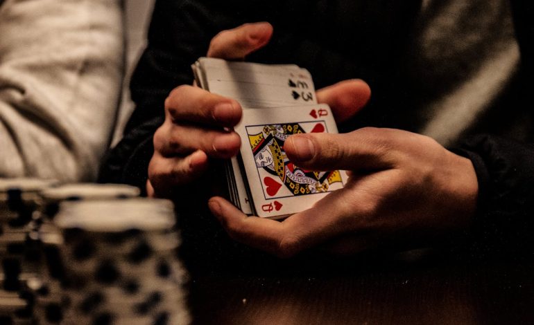 Análise de Timing Tells Online: Como Identificar Padrões e Melhorar Seu Jogo de Poker