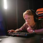 Setup Ideal para Streamar Poker: Guia Completo para Transmissões Profissionais