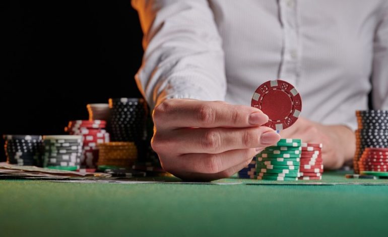 O que é rake no poker e como ele afeta seus lucros