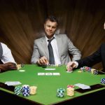 Dicas para Não Perder Dinheiro Jogando Poker Durante as Festas de Fim de Ano de 2025