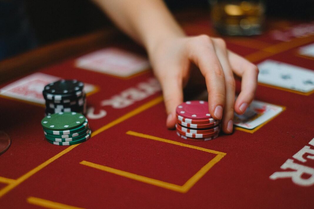 Como Negociar Patrocínio como Jogador Amador de Poker: Guia Completo 2026